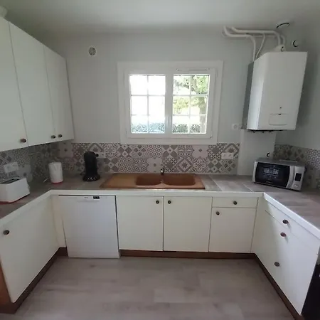 Σπίτι διακοπών D'elvire Maison Chaleureuse Avec Jacuzzi Privatif Et Parc Arbore *