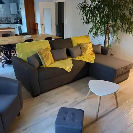 D'elvire Maison Chaleureuse Avec Jacuzzi Privatif Et Parc Arbore